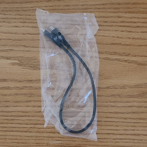 TI-84 Plus Silver Edition Graphing Calculator - Picture 13 of 17